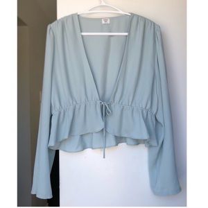 Aritzia Sunday Best cropped tie-front blouse